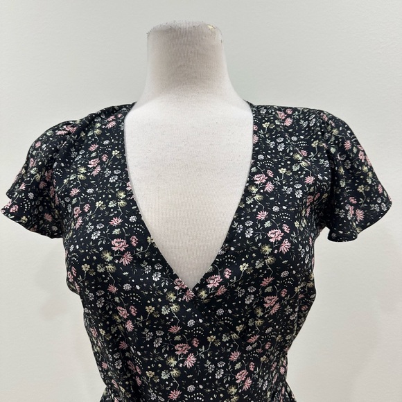 Loft Floral Wrap Dress - Picture 4 of 11